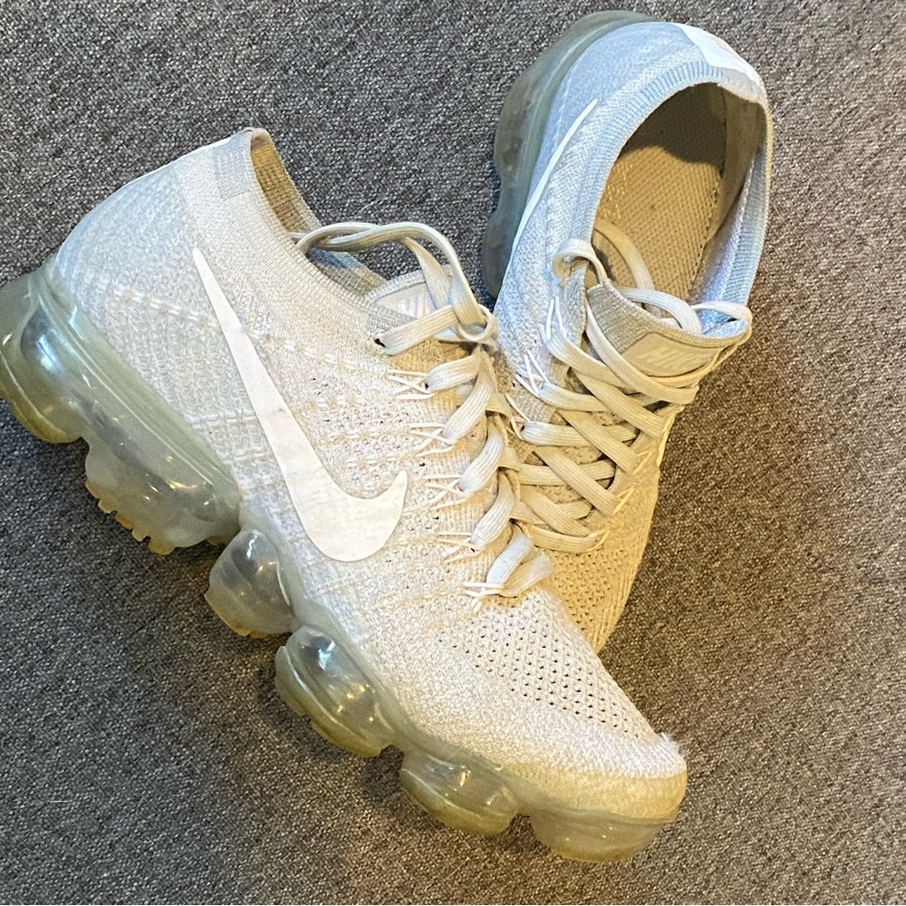 Nike Vapormax Flyknit Original White/Grey Size 6